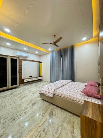 Bedroom in 5 BHK Villa at Vaishali Nagar – for Sale