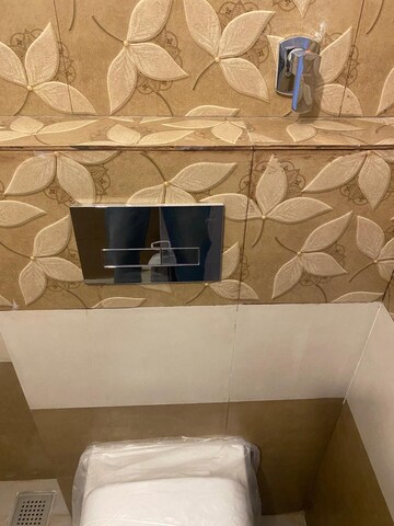 Bathroom in 2 BHK Builder Floor at Sector 22 – for Rent