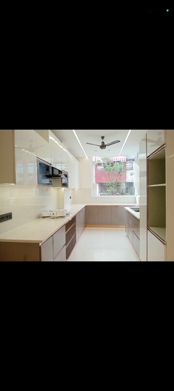 Kitchen in 3 BHK Builder Floor at Sushant Lok 2, Sector 57 – for Rent