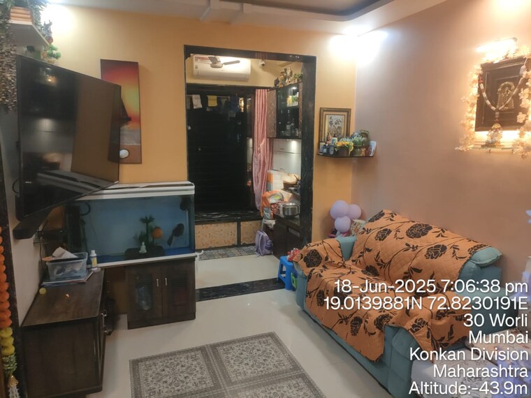Living Room, adarsh-nagar-society 1 Bedroom 450 Sq.Ft. Apartment In Worli Mumbai 9192695