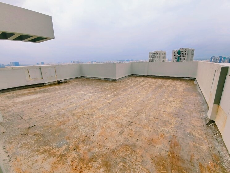  Parking, goel-ganga-liviano 4 Bedroom 2800 Sq.Ft. Penthouse In Kharadi Pune 9192700