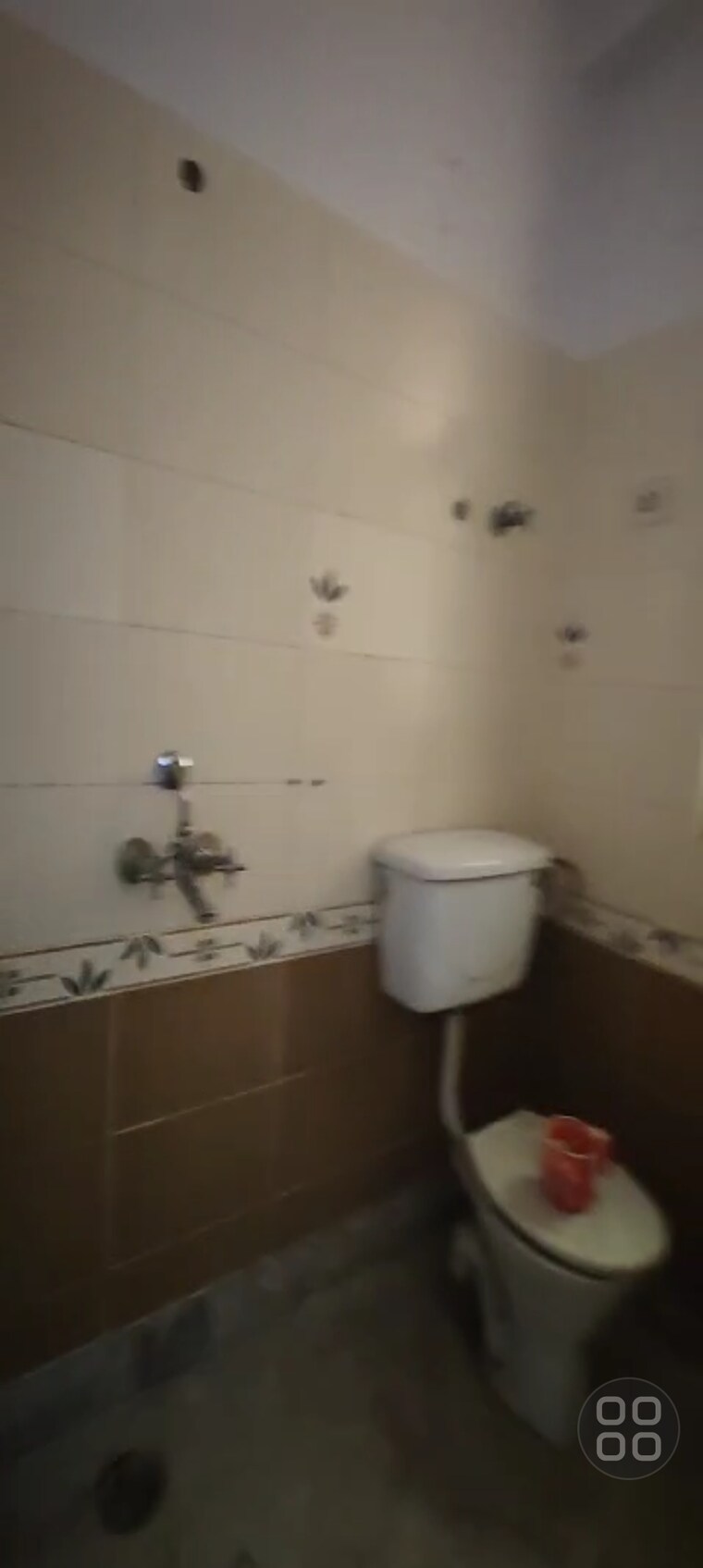 Bathroom, ramprastha-society 3 Bedroom 1350 Sq.Ft. Apartment In Ramprastha Greens Ghaziabad 9192782
