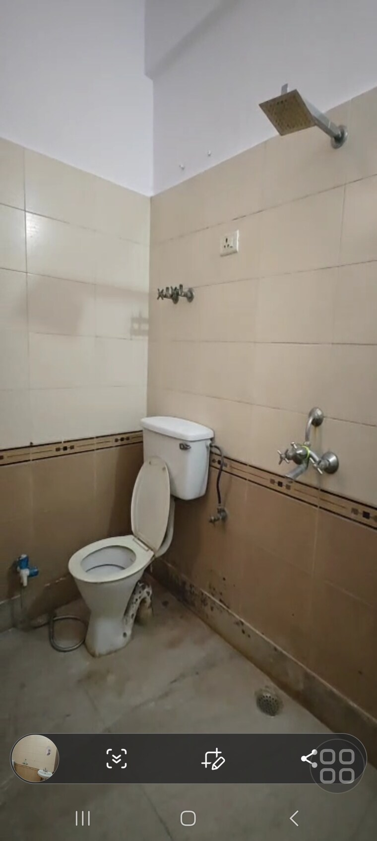 Bathroom, ramprastha-society 3 Bedroom 1350 Sq.Ft. Apartment In Ramprastha Greens Ghaziabad 9192782