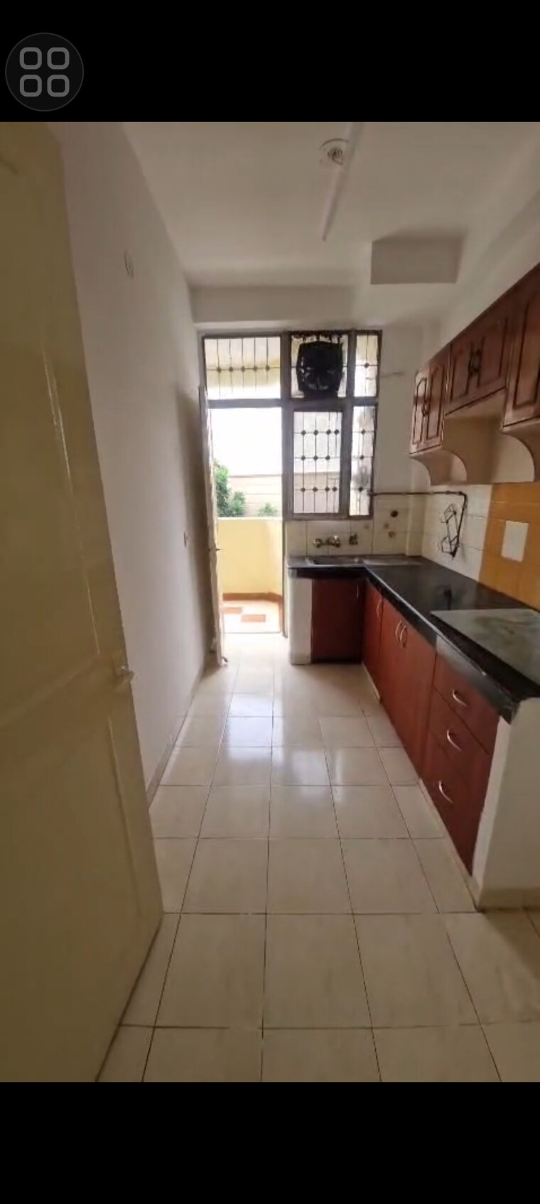 Kitchen, ramprastha-society 3 Bedroom 1350 Sq.Ft. Apartment In Ramprastha Greens Ghaziabad 9192782