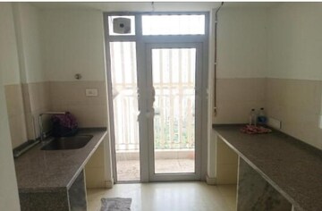 Room in 3 BHK Apartment at Piramal Revanta, Mulund West – for Rent