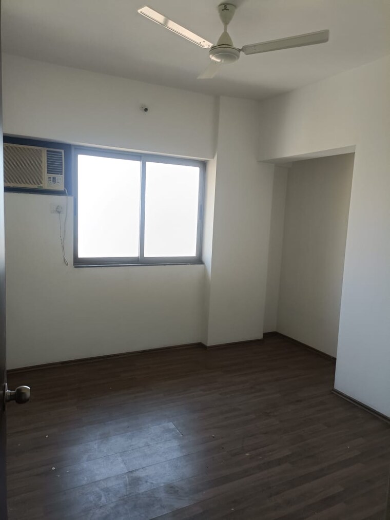 Room, lodha-splendora 3 Bedroom 1124 Sq.Ft. Apartment In Ghodbunder Road Thane 9192794