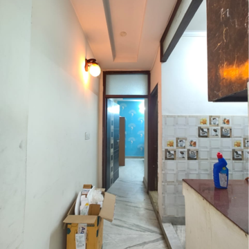Building Lobby in 1 BHK Builder Floor at Govindpuri – for Rent