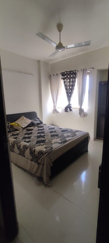 Bedroom in 2.5 BHK Apartment at Lodha Splendora, Ghodbunder Road – for Rent