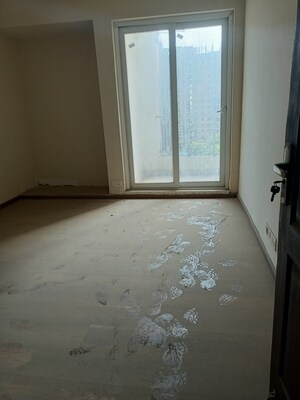 Room in 4 BHK Apartment at The 3C Lotus Panache, Sector 110 – for Sale