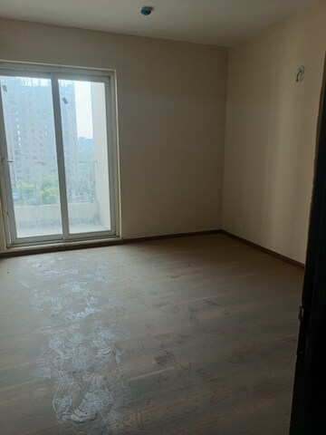 Room in 4 BHK Apartment at The 3C Lotus Panache, Sector 110 – for Sale