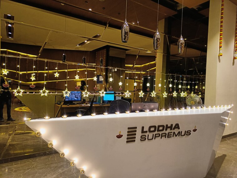 Swimming Pool, andheri east Commercial Office Space 1000 Sq.Ft. In Andheri East Mumbai 9192887