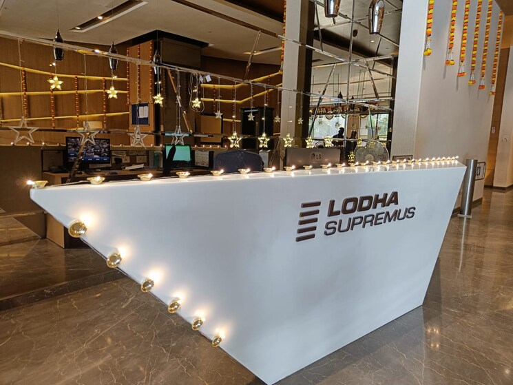 Swimming Pool, andheri east Commercial Office Space 1000 Sq.Ft. In Andheri East Mumbai 9192887