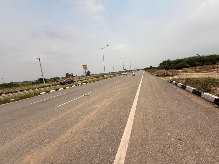 undefined, altus-prime  475 Sq.Yd. Plot In North Mullanpur Chandigarh 9192915