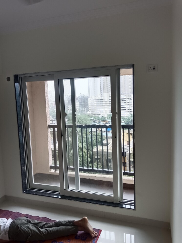 Room, raunak-residency-thane 1 Bedroom 456 Sq.Ft. Apartment In Pokhran Road No One Thane 9192913