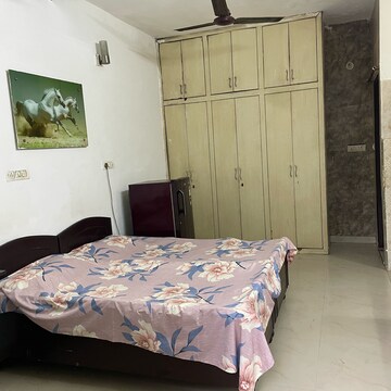 Bedroom in 1 RK Villa at Sector 51 – for Rent
