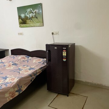 1 RK Villa For Rent in Sector 51