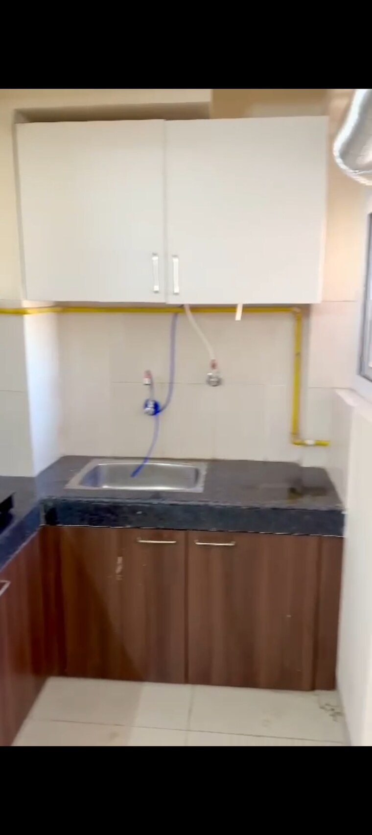 Kitchen, wave-dream-homes 1 Bedroom 540 Sq.Ft. Apartment In Wave City Ghaziabad 9192943