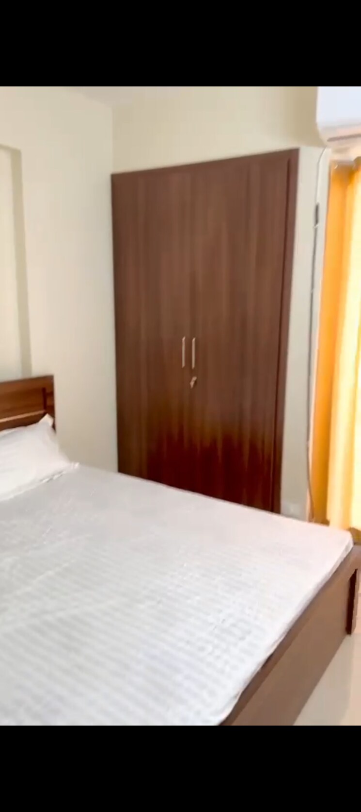 Bedroom, wave-dream-homes 1 Bedroom 540 Sq.Ft. Apartment In Wave City Ghaziabad 9192943