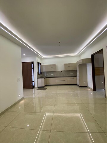 Room in 2 BHK Builder Floor at GMADA Eco City, North Mullanpur – for Rent