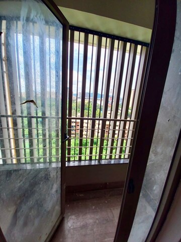 Balcony in 2 BHK Apartment at Kalpataru Paramount, Kapur Bawdi – for Rent