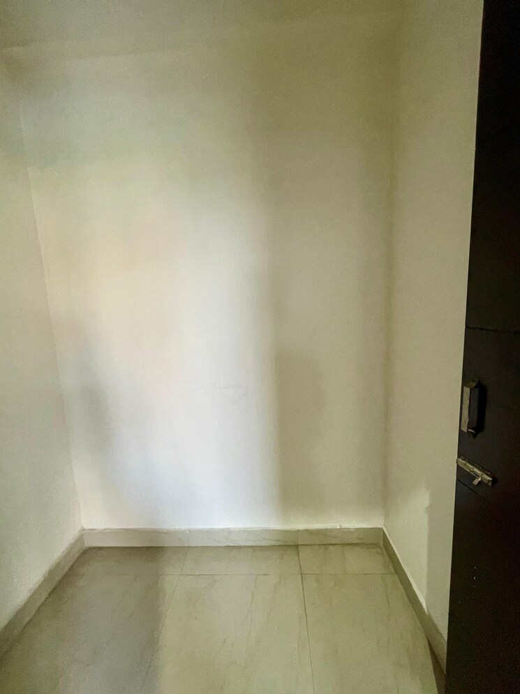 Bathroom, kalpataru-paramount 2 Bedroom 811 Sq.Ft. Apartment In Kapur Bawdi Thane 9192958
