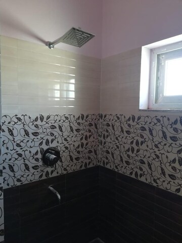 Bedroom in 3 BHK Apartment at Devagra Mussorie Woods Apartments, Amwala Uparla – for Rent