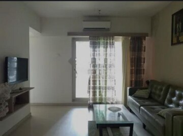 Room in 1 BHK Apartment at Siddhi Highland Springs, Dhokali – for Rent
