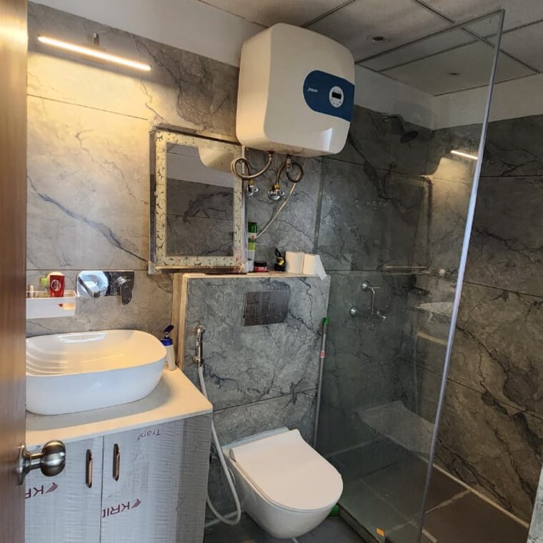 Bathroom, gulmohur-garden 3 Bedroom 1590 Sq.Ft. Apartment In Raj Nagar Extension Ghaziabad 9193004