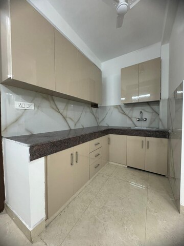 Kitchen in 3 BHK Builder Floor at Palm Residency Chhatarpur, Chattarpur – for Rent