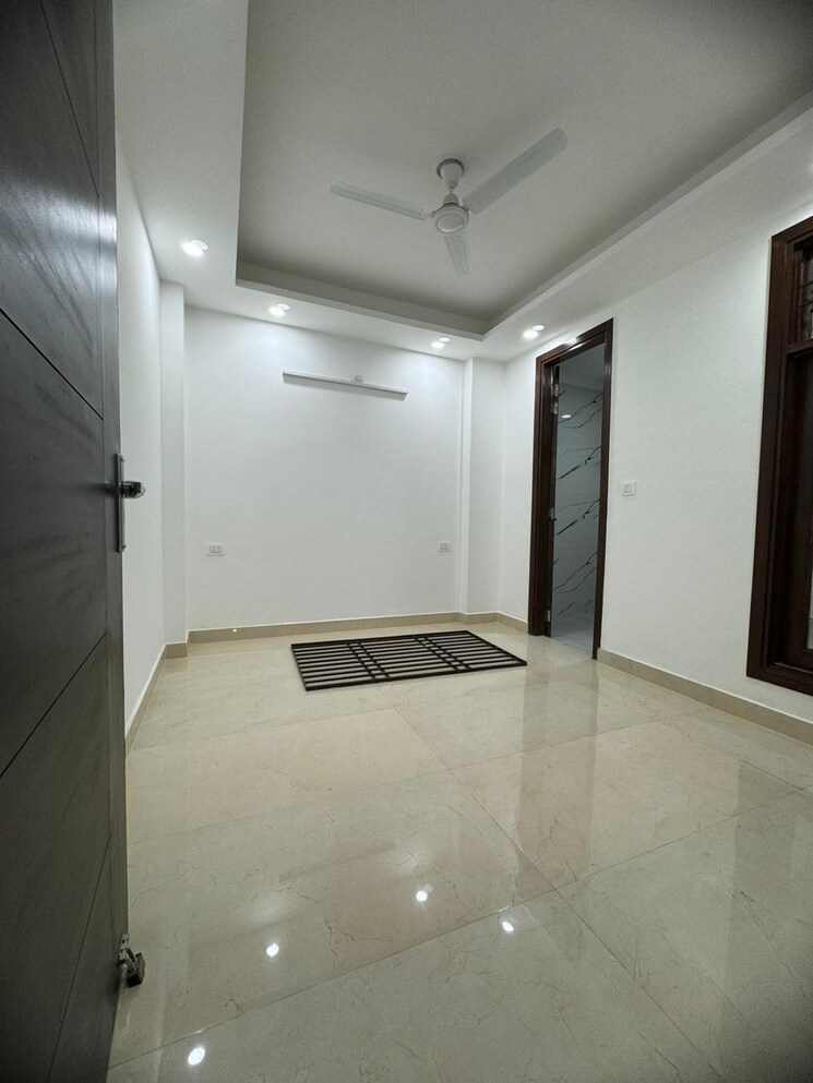 Bedroom, palm-residency-chhatarpur 3 Bedroom 1200 Sq.Ft. Builder Floor In Chattarpur Delhi 9193038