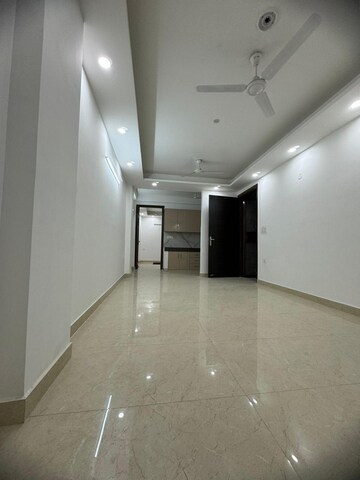 Living Room in 3 BHK Builder Floor at Palm Residency Chhatarpur, Chattarpur – for Rent