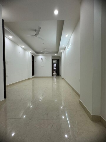 Living Room in 3 BHK Builder Floor at Palm Residency Chhatarpur, Chattarpur – for Rent