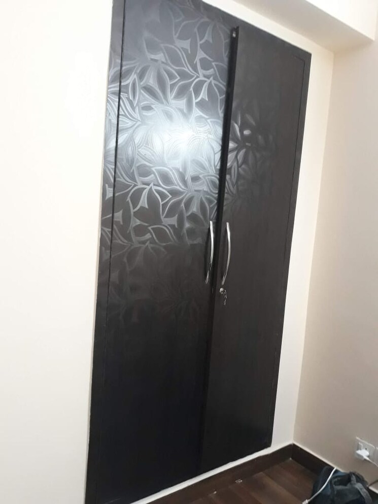 Room, paras-tierea 2 Bedroom 1045 Sq.Ft. Apartment In Sector 137 Noida 9193017