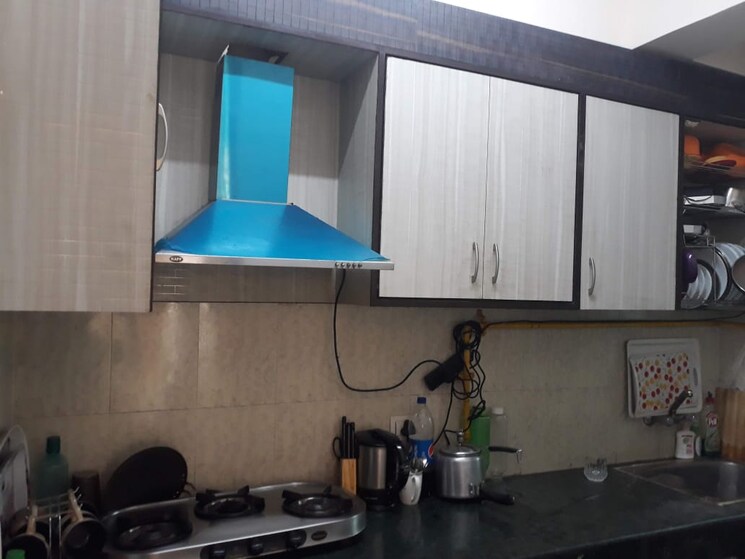 Kitchen, paras-tierea 2 Bedroom 1045 Sq.Ft. Apartment In Sector 137 Noida 9193017