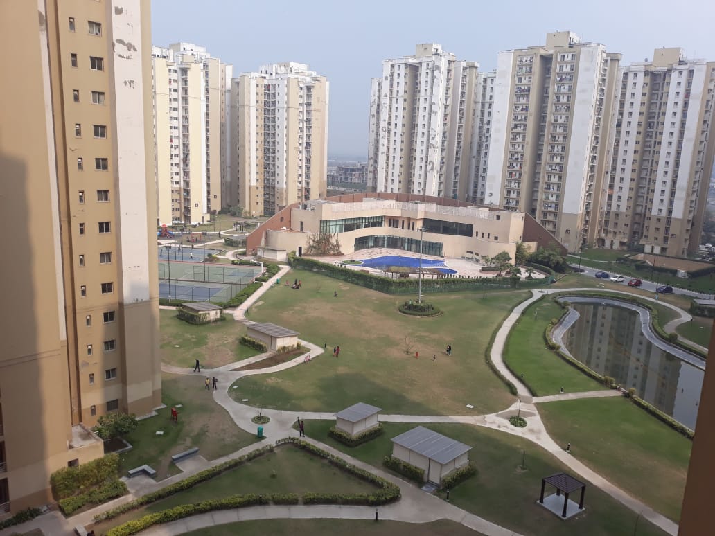 2 BHK Apartment For Sale in Paras Tierea