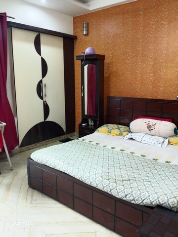 Bedroom in 2 BHK Builder Floor at Sector 23 – for Rent