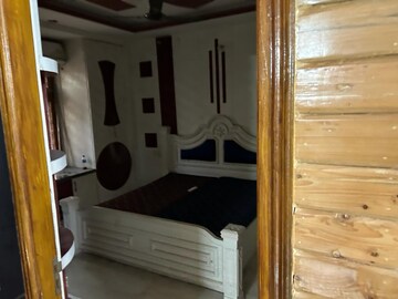 3 BHK Builder Floor For Rent in Canal Road