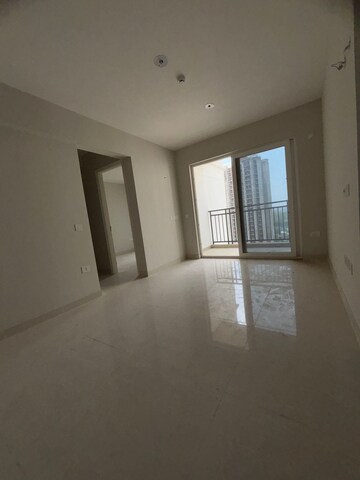 2 BHK Apartment For Sale in Eldeco Live By The Greens, Sector 150