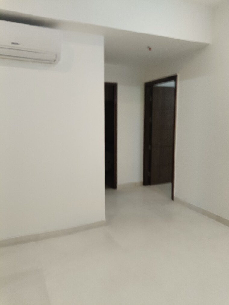 Room, puri-emerald-bay 2 Bedroom 1550 Sq.Ft. Apartment In Sector 104 Gurgaon 9193109