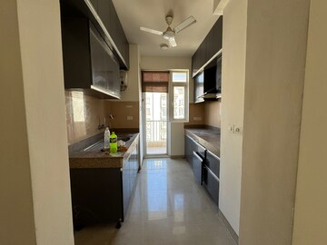 Building Lobby in 3 BHK Apartment at Emaar Emerald Estate, Sector 65 – for Rent