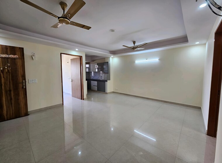 Room, huda-cghs 3 Bedroom 1200 Sq.Ft. Builder Floor In Sector 56 Gurgaon 9193162