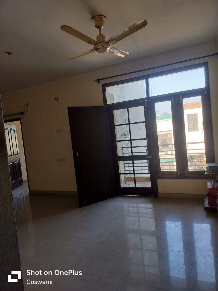 Room, vip road 3 Bedroom 1439 Sq.Ft. Apartment In Vip Road Zirakpur 9193171