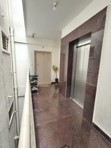 Lift in 1 BHK Apartment at Kaggadasapura – for Rent