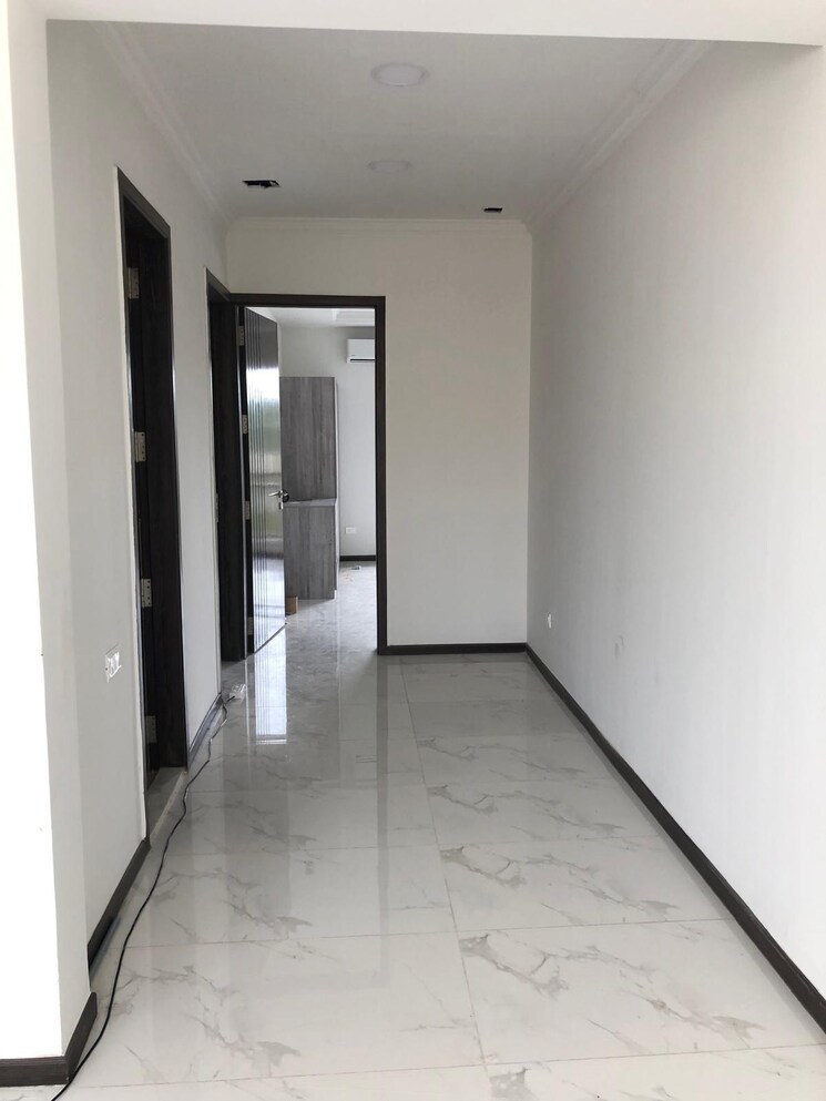 Living Room, prestige-fairfield 4 Bedroom 2824 Sq.Ft. Apartment In Rmv 2nd Stage Bangalore 9193198