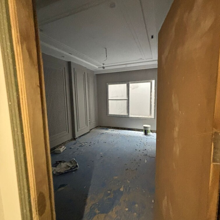 Room, new industrial township 3 4 Bedroom 1200 Sq.Ft. Builder Floor In New Industrial Township 3 Faridabad 9193262