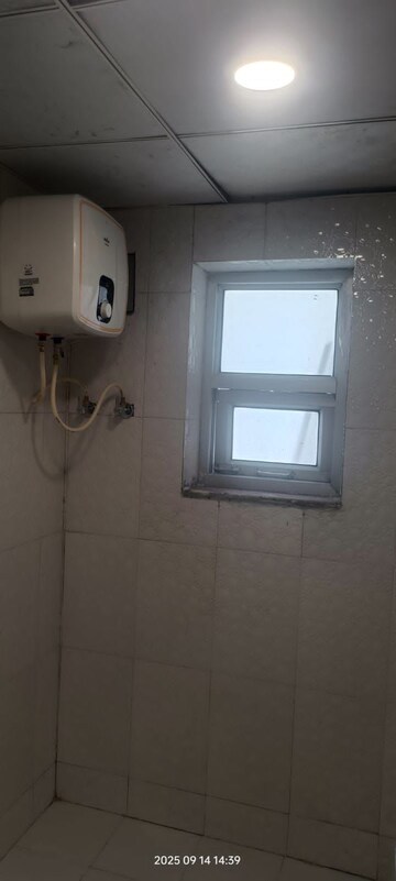 Furnished Amenities in 5 BHK Builder Floor at Sushant Lok 2, Sector 57 – for Sale