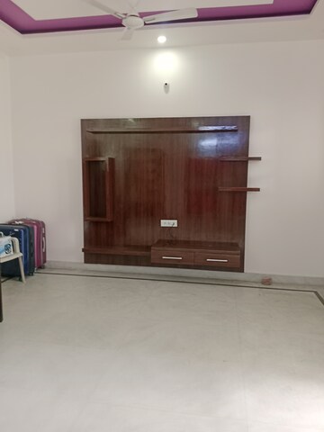 2.5 BHK Builder Floor For Rent in Huda