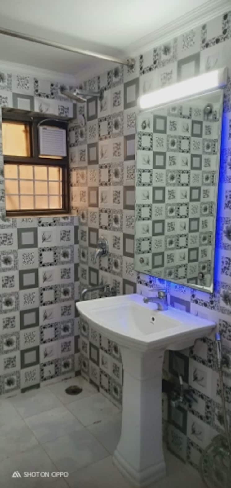 Bathroom, dda-rosewood-apartments 3 Bedroom 1700 Sq.Ft. Apartment In Vasant Kunj Delhi 9193366