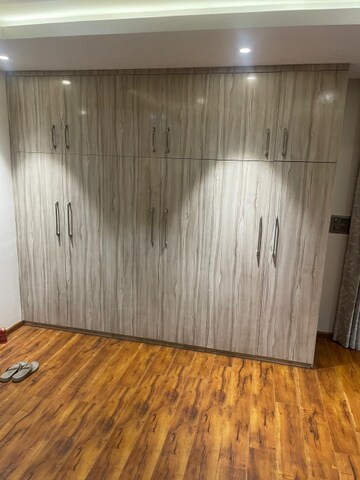 Room in 3 BHK Apartment at DDA Rosewood Apartments, Vasant Kunj – for Rent