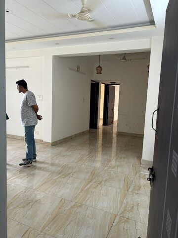 Building Lobby in 3 BHK Apartment at South Delhi – for Rent
